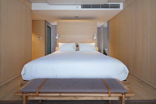 Zara Tower  Luxury Suites and Apartments image 16