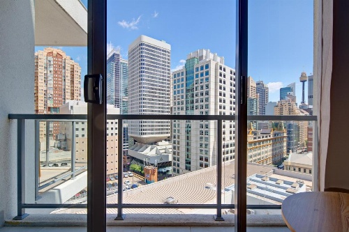 Zara Tower  Luxury Suites and Apartments image 18