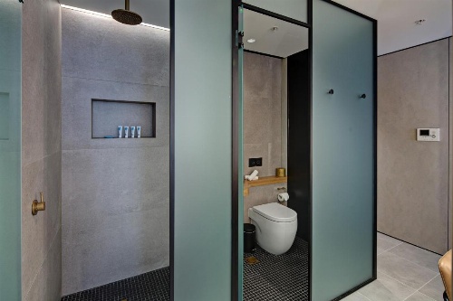 Zara Tower  Luxury Suites and Apartments image 27