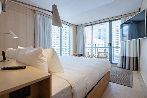 Zara Tower  Luxury Suites and Apartments image 35