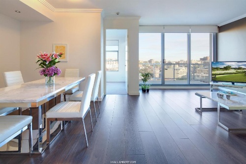 Zara Tower  Luxury Suites and Apartments image 48