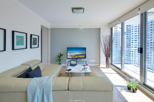 Zara Tower  Luxury Suites and Apartments image 9